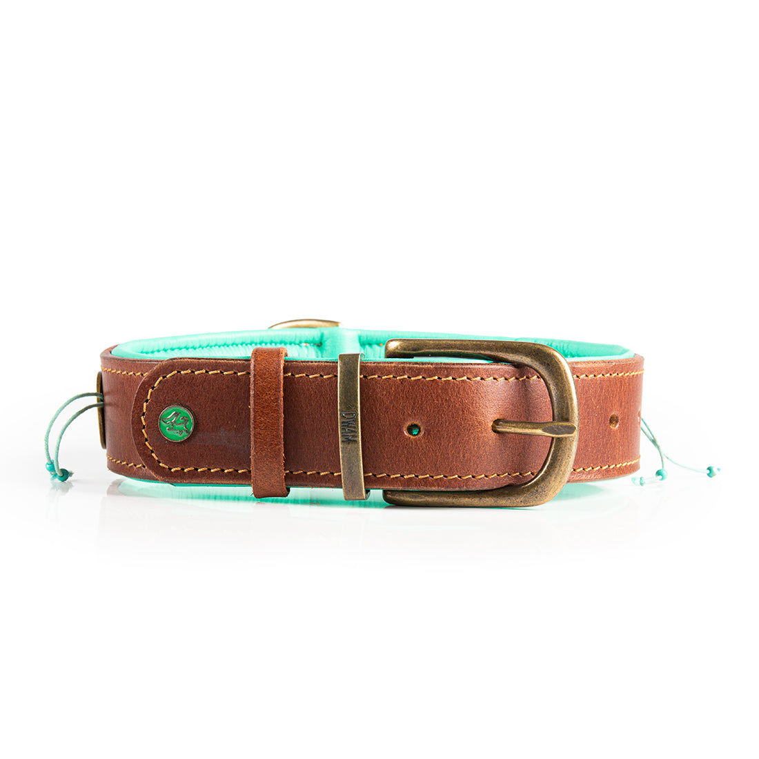 Beads Paddy Lee halsband detail gouden gesp turquoise leer Dog with a Mission DWAM