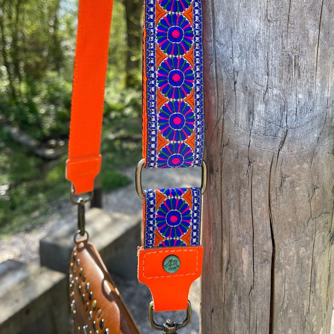 bagstrap-purpleflower-dogwithamission-dwam-tashengsel-taschengurte-sangledesac