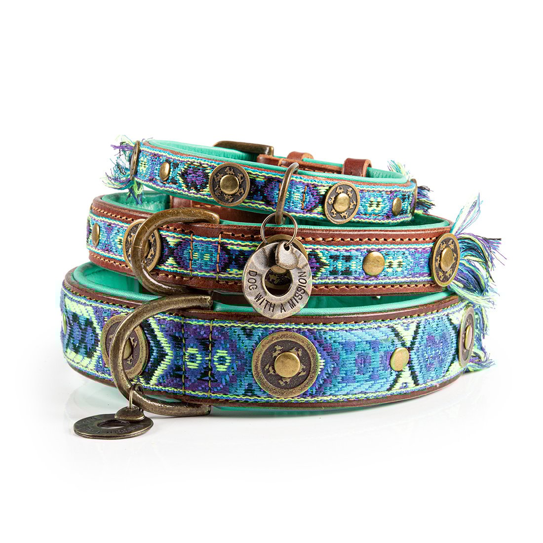 dog-with-a-mission-boho-juan-bestverkochte-blauwe-lederen-halsband-ibiza.jpg