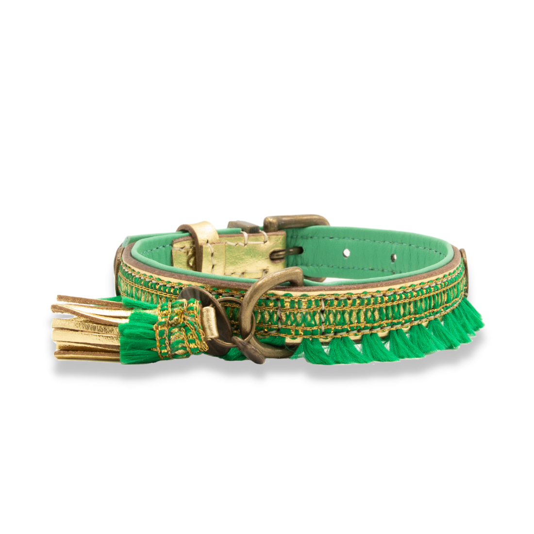 dog-with-a-missions-gold-green-christmas-collar