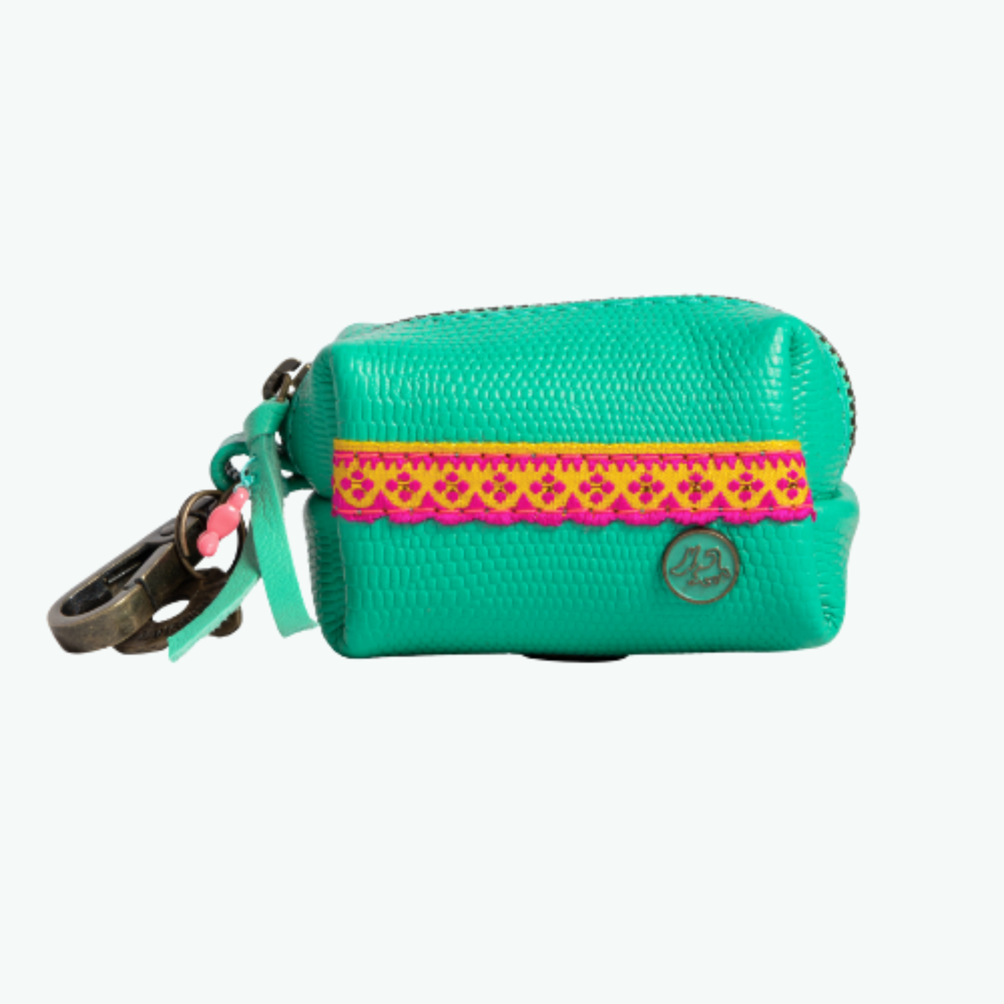Poepzakjeshouder Maui van turquoise buffelleer met hot pink ribbon en messing details – Dog with a Mission
