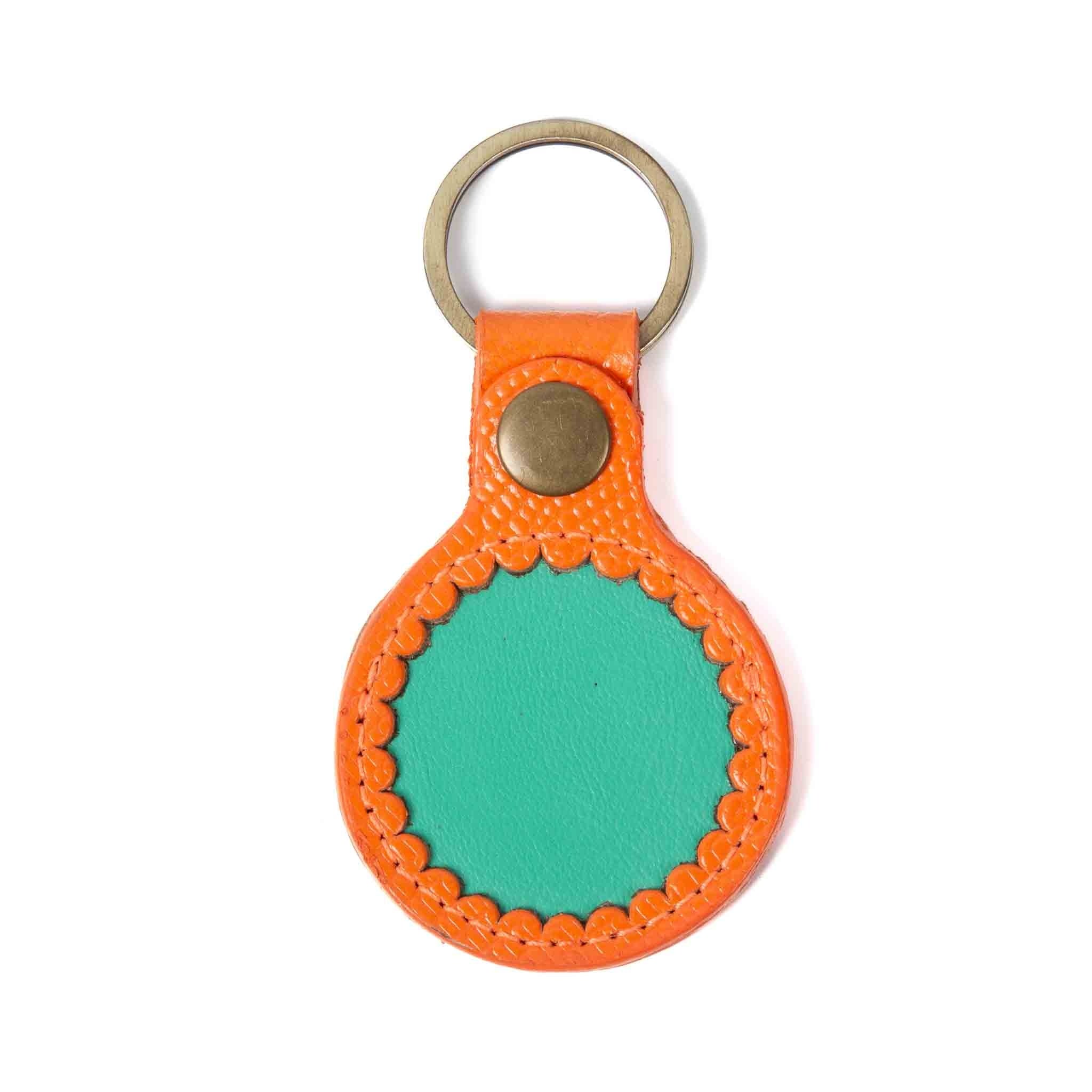 Dog-with-a-Mission-Oranje-Airtag-Hoesje-Honden-Hond-Hondenaccesoires