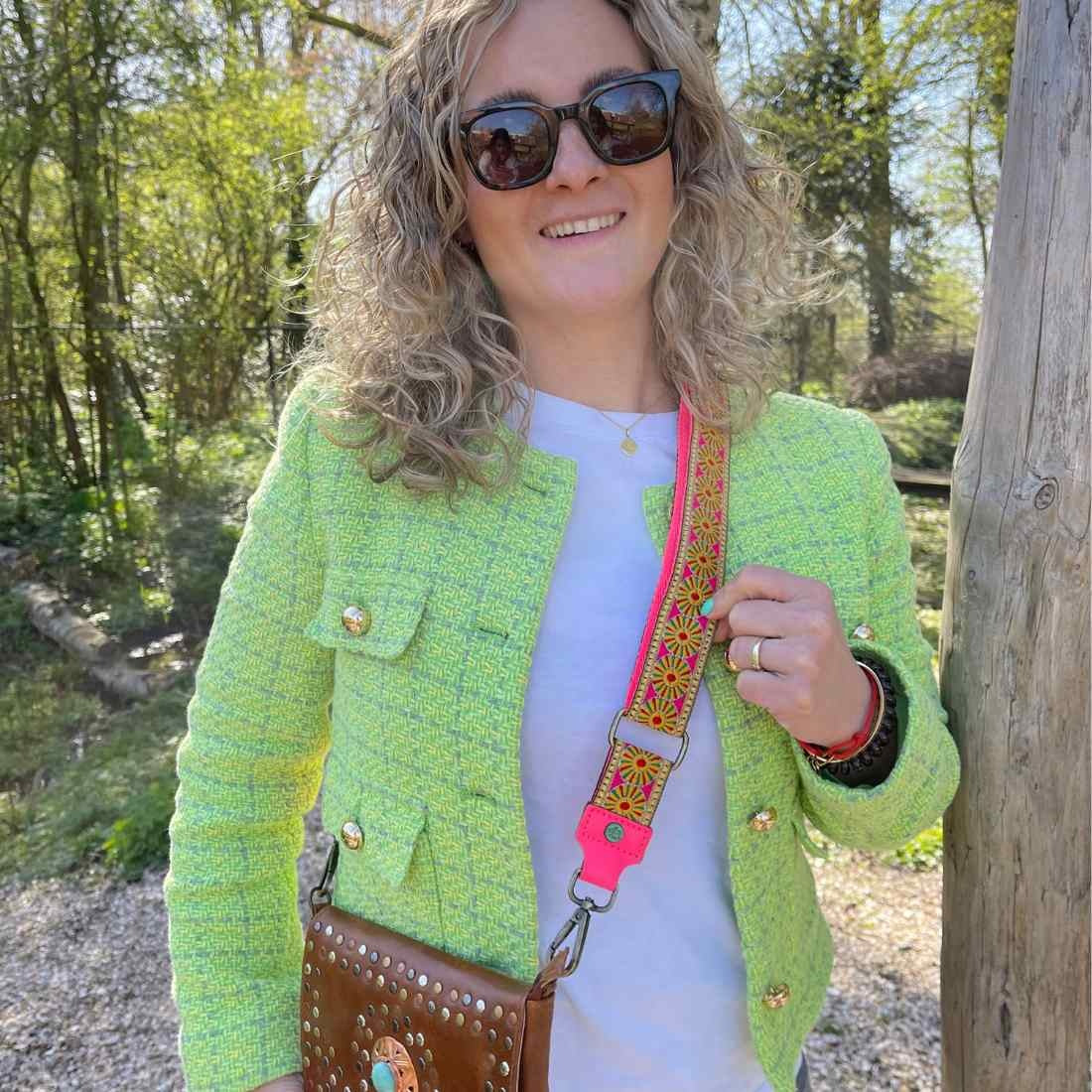 DOG-WITH-A-MISSION-YELLOW_FLOWER-tashngsel_bag-strip