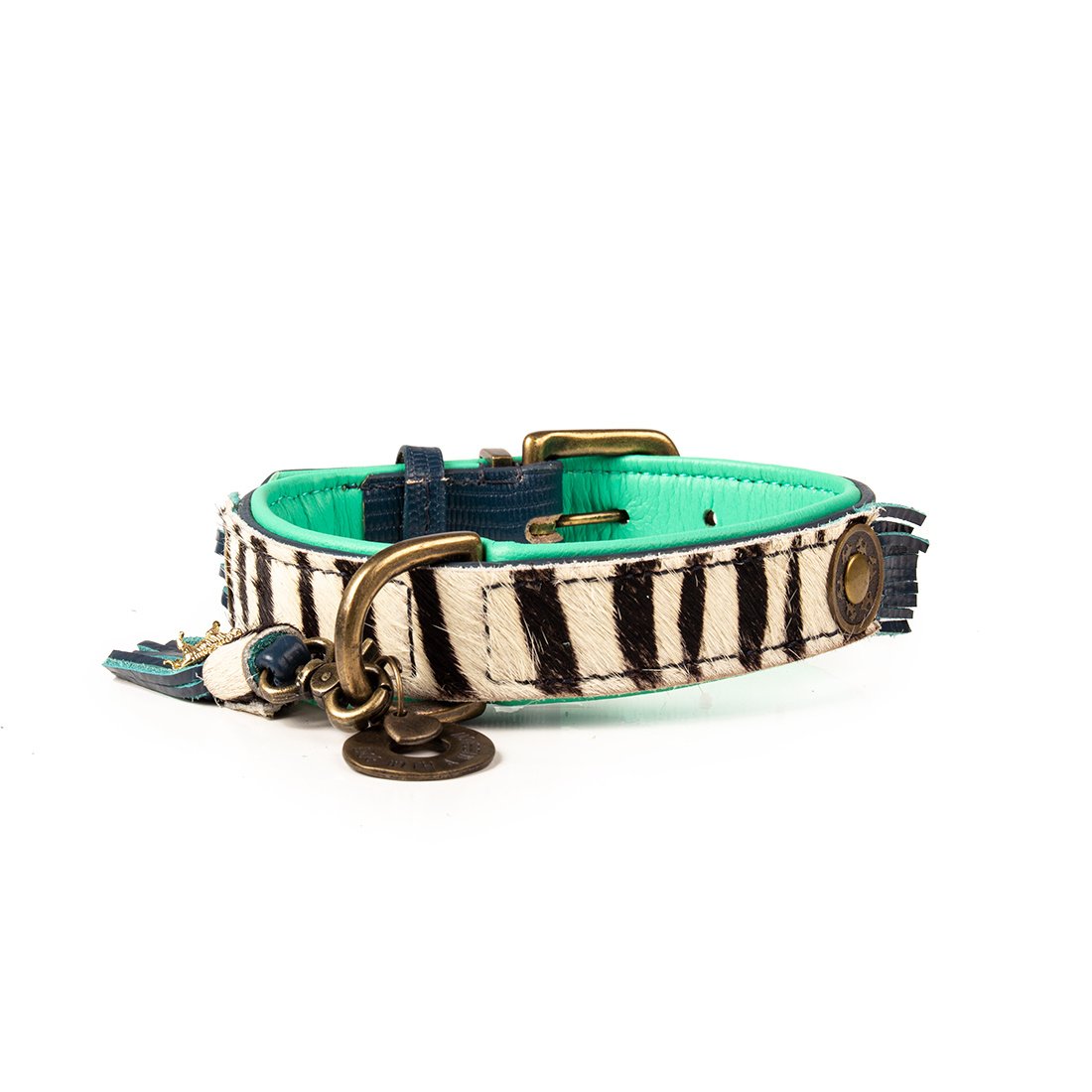 dog-with-a-mission-zebra-leer-uniek-Zara-hondenhalsband-collar